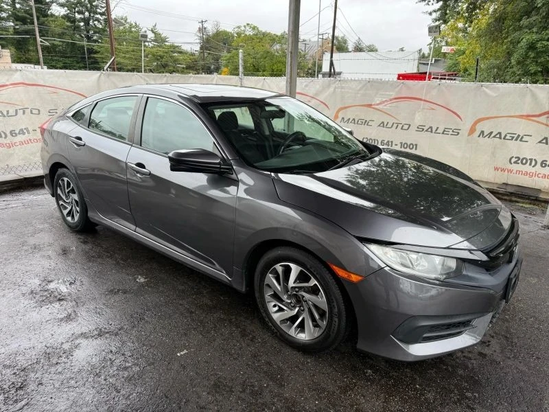 2017 Honda Civic 10th Gen - Image 7 of 12