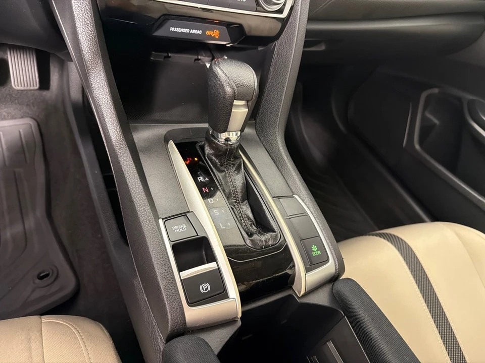 2017 Honda Civic 10th Gen - Image 15 of 23