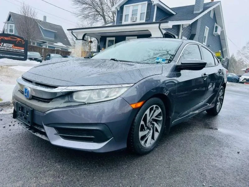 2017 Honda Civic 10th Gen - Image 2 of 12