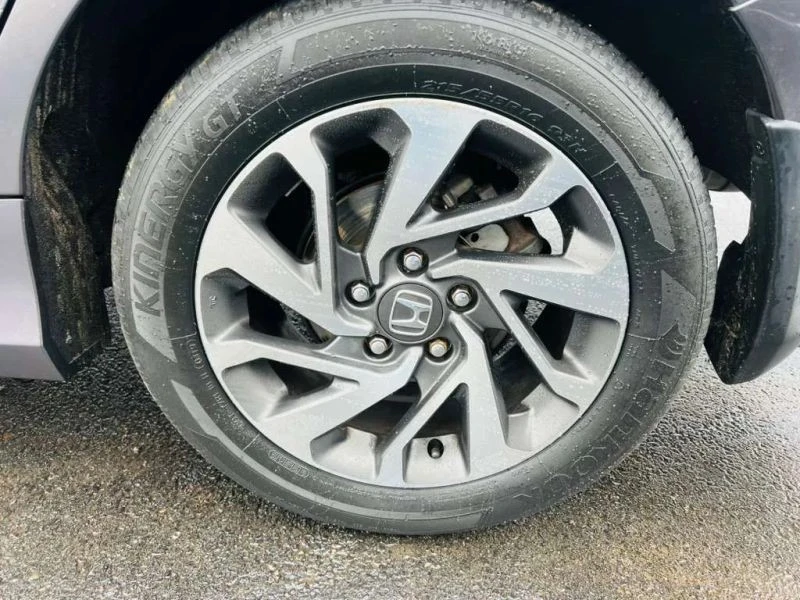 2017 Honda Civic 10th Gen - Image 8 of 12
