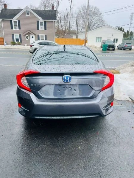 2017 Honda Civic 10th Gen - Image 6 of 12