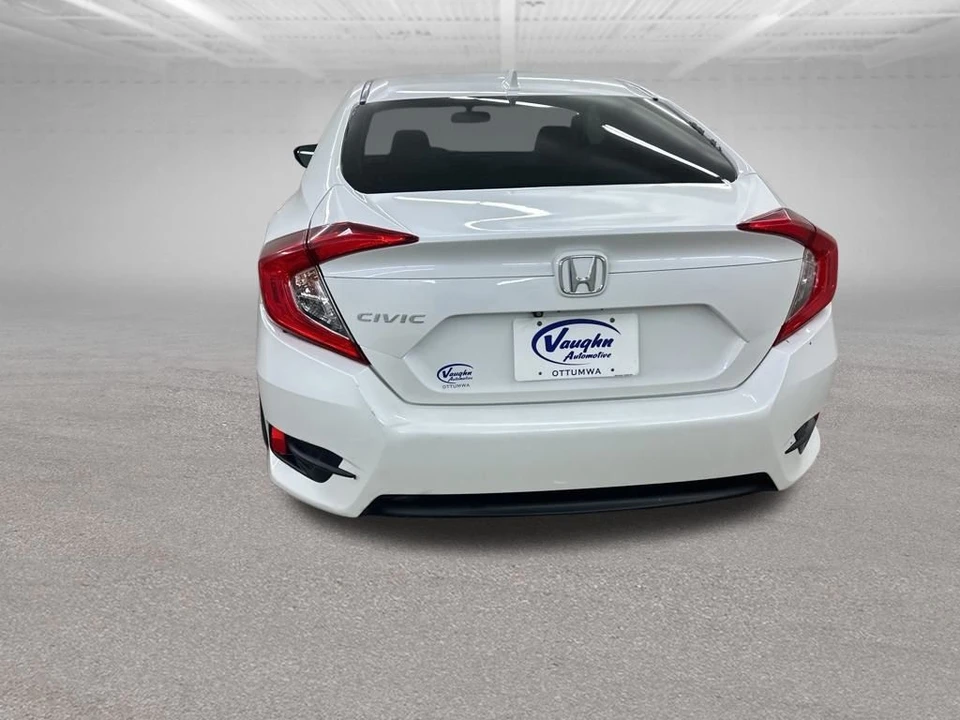2017 Honda Civic 10th Gen - Image 10 of 12