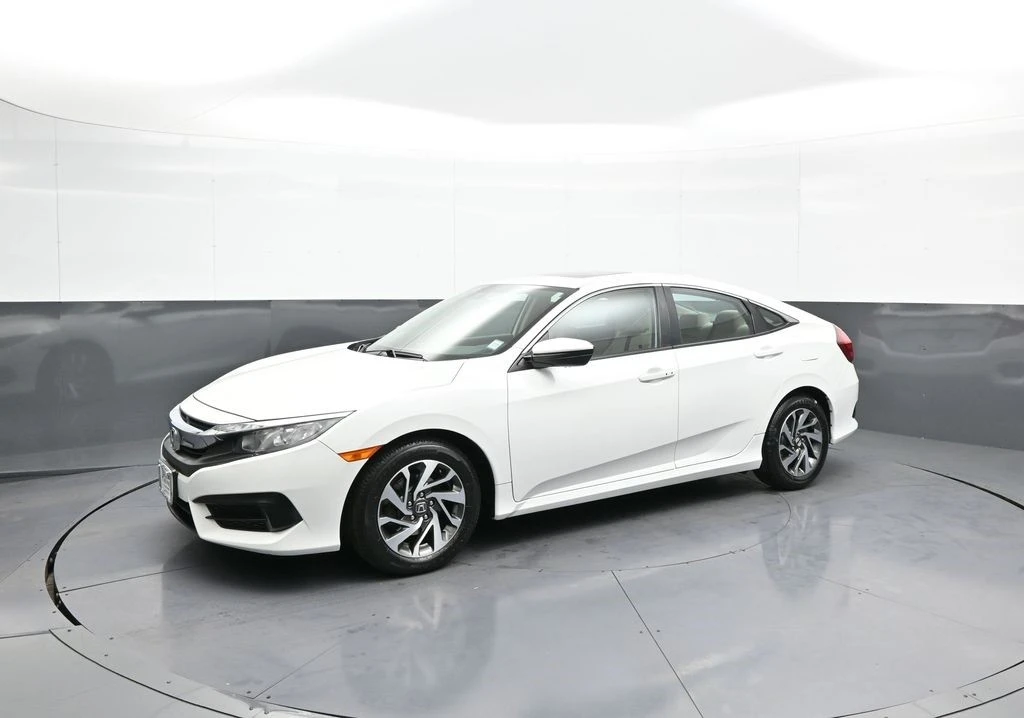 2017 Honda Civic 10th Gen - Image 10 of 12