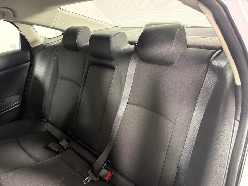 2017 Honda Civic 10th Gen - Image 16 of 22
