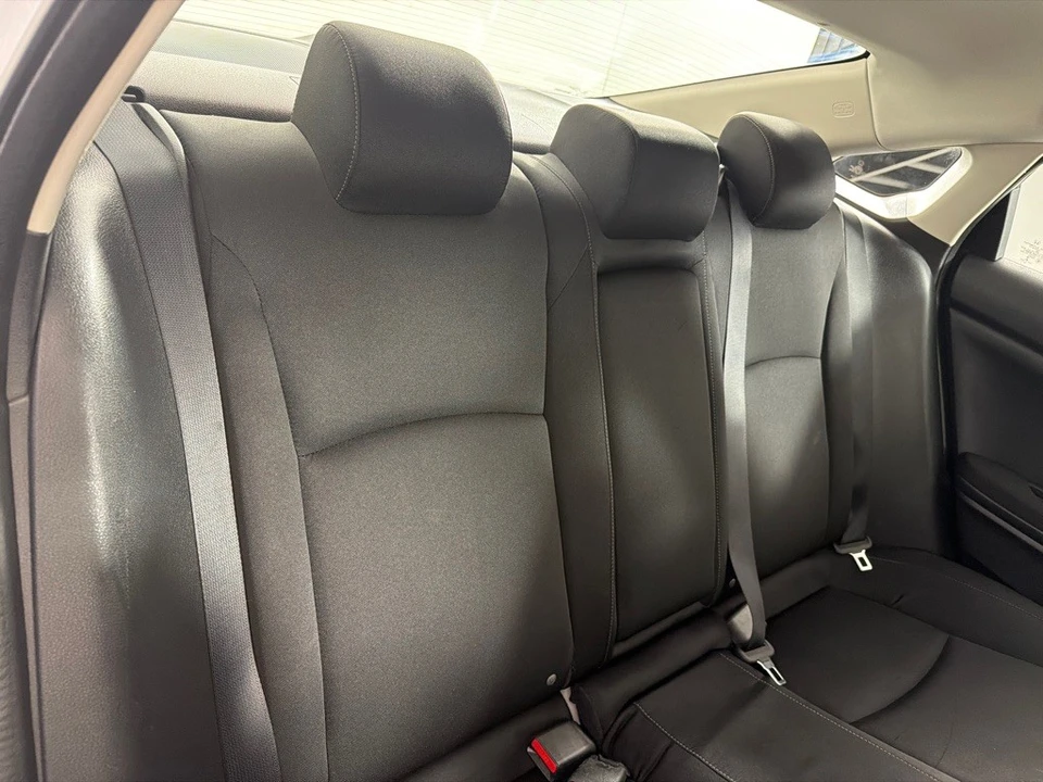 2017 Honda Civic 10th Gen - Image 18 of 22