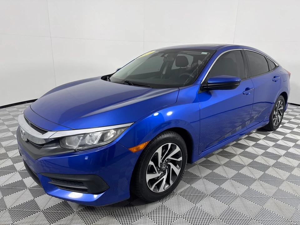 2017 Honda Civic 10th Gen - Image 9 of 12