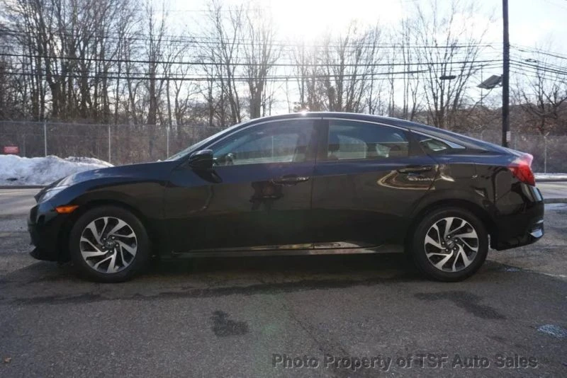 2017 Honda Civic 10th Gen - Image 4 of 12