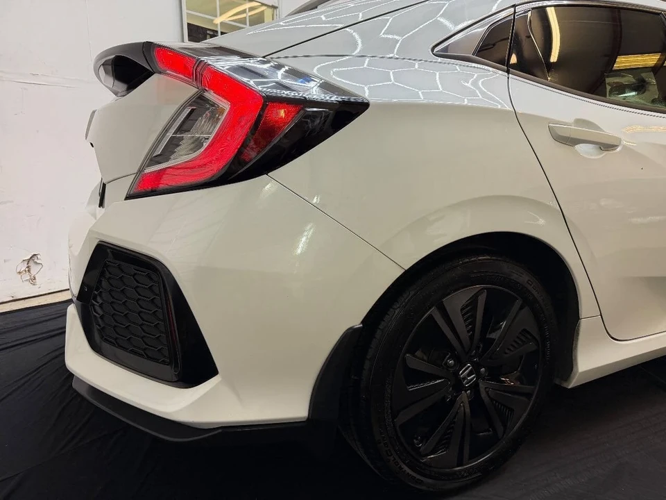 2017 Honda Civic 10th Gen - Image 11 of 21