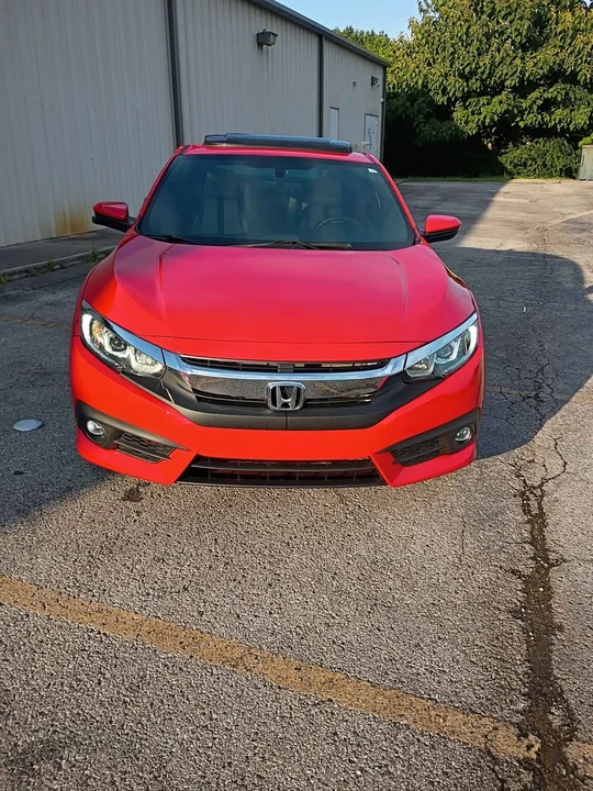 2017 Honda Civic 10th Gen - Image 2 of 7