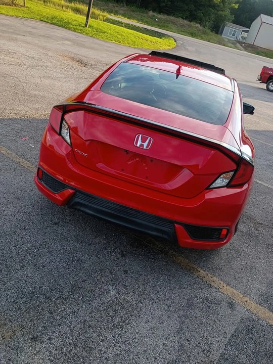 2017 Honda Civic 10th Gen - Image 4 of 7