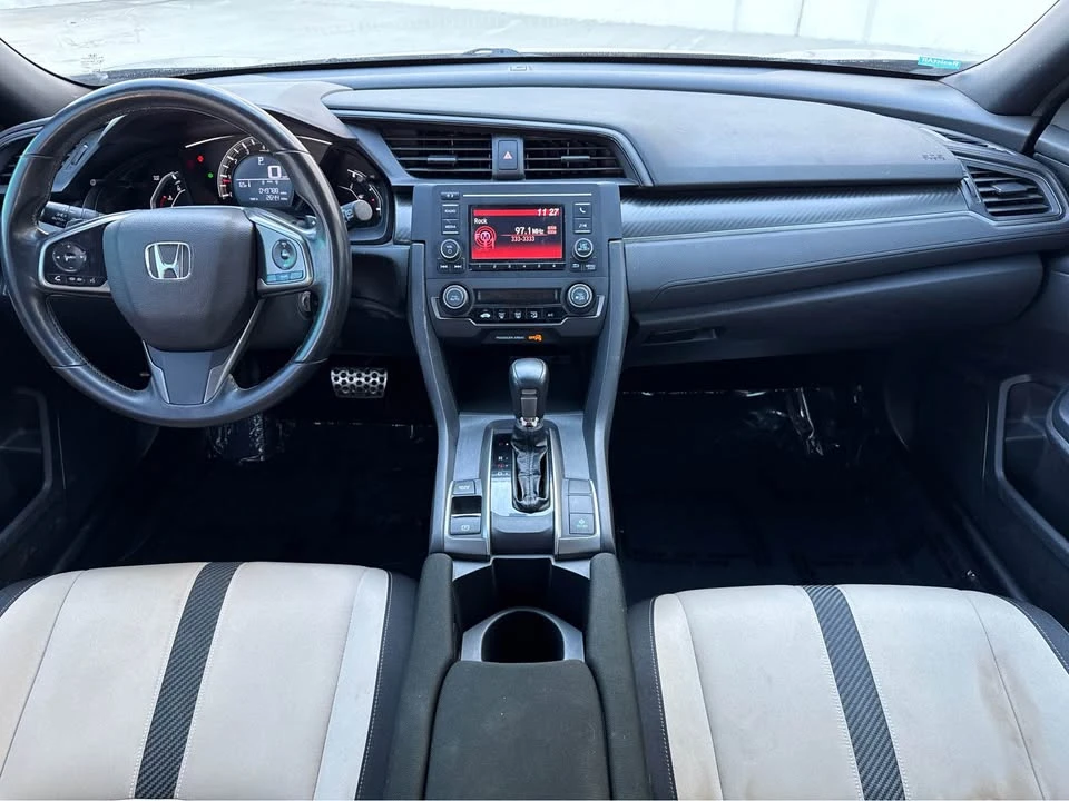 2017 Honda Civic 10th Gen - Image 9 of 20