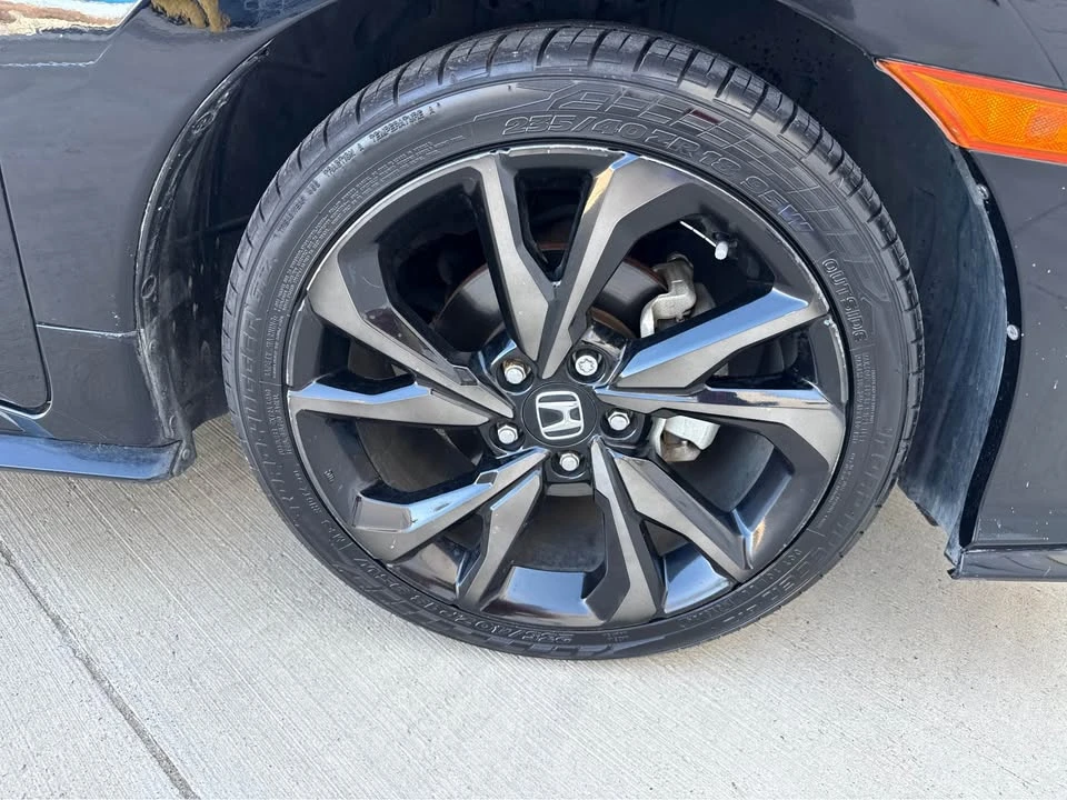 2017 Honda Civic 10th Gen - Image 17 of 20