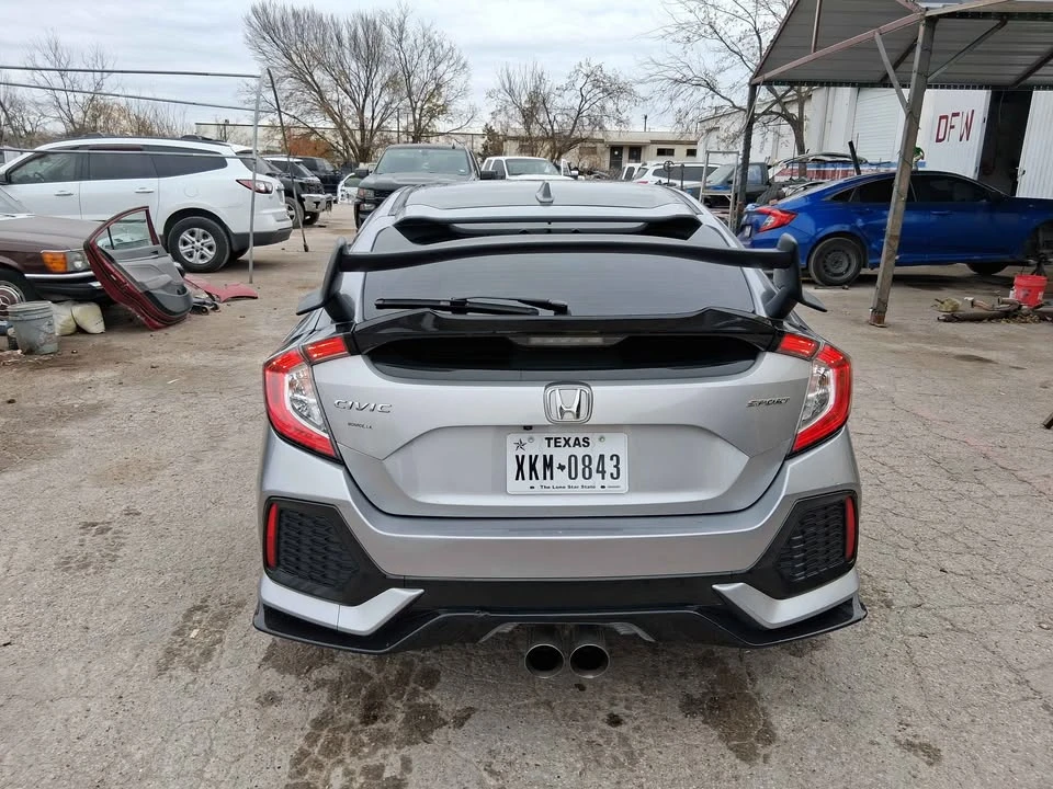 2017 Honda Civic 10th Gen - Image 3 of 6