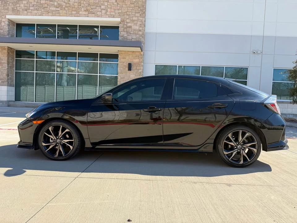 2017 Honda Civic 10th Gen - Image 4 of 16