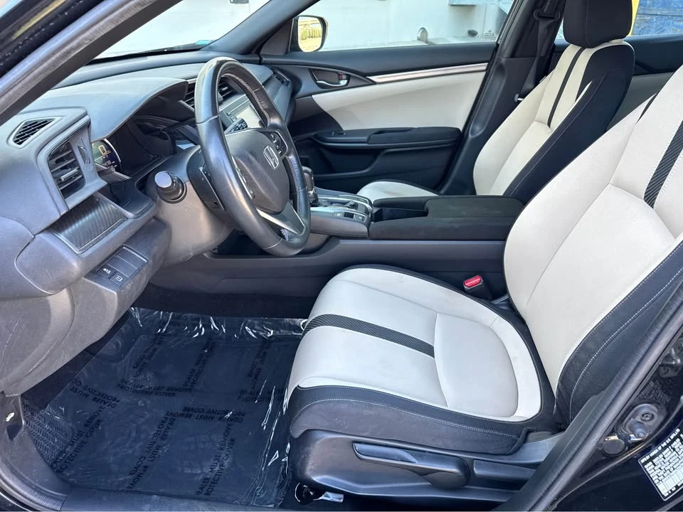 2017 Honda Civic 10th Gen - Image 9 of 16
