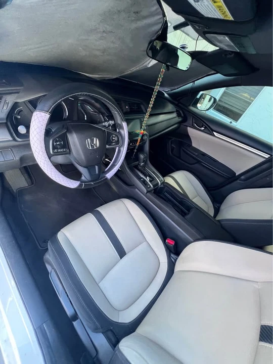 2017 Honda Civic 10th Gen - Image 8 of 9