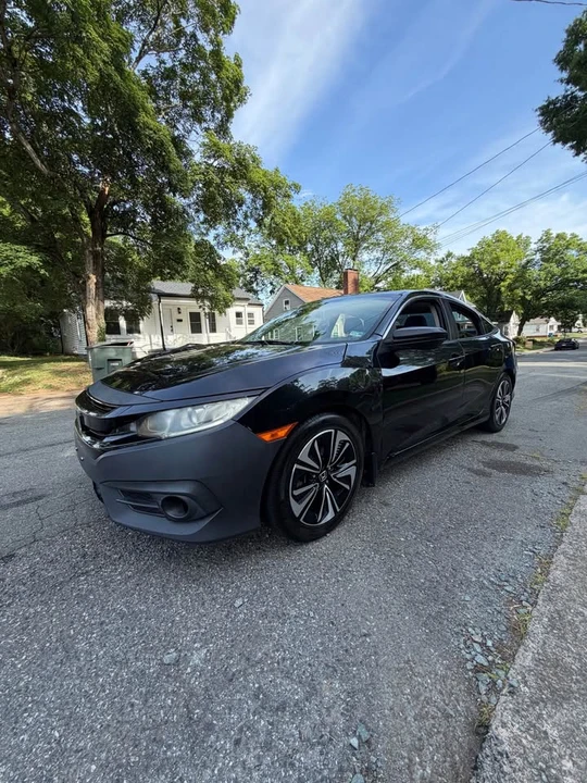 2017 Honda Civic 10th Gen - Image 4 of 6
