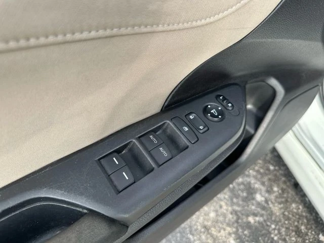 2017 Honda Civic 10th Gen - Image 11 of 21
