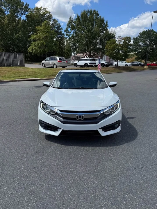 2017 Honda Civic 10th Gen - Image 8 of 20