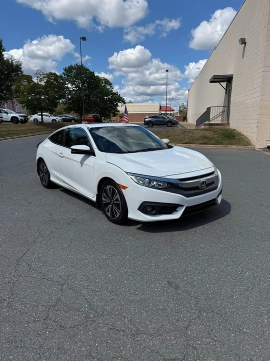 2017 Honda Civic 10th Gen - Image 2 of 20