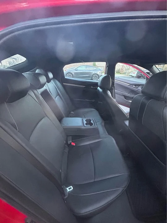 2017 Honda Civic 10th Gen - Image 10 of 14