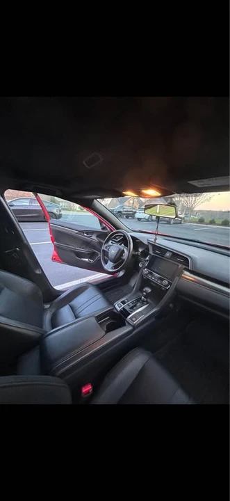 2017 Honda Civic 10th Gen - Image 9 of 16