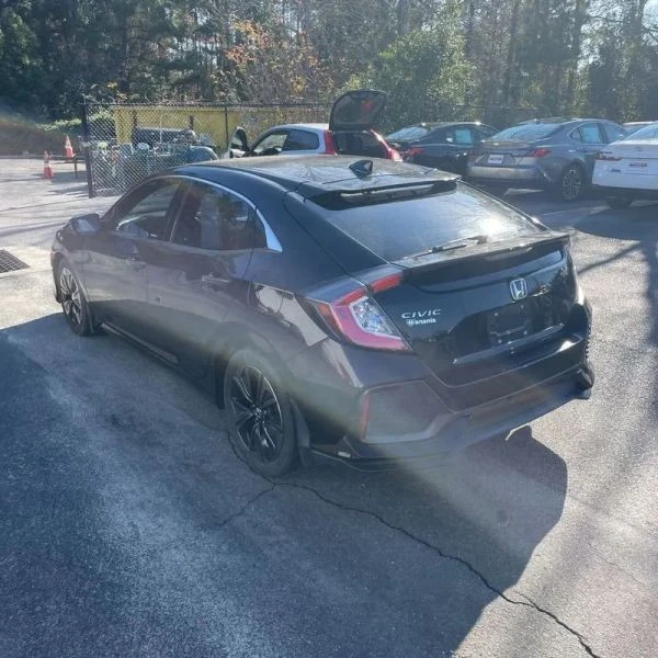2017 Honda Civic 10th Gen - Image 5 of 12