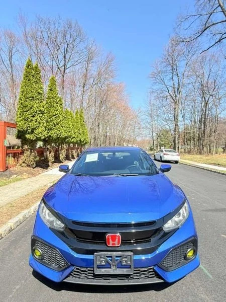 2017 Honda Civic 10th Gen - Image 2 of 12