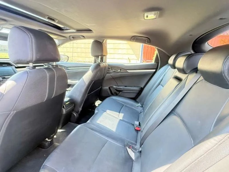 2017 Honda Civic 10th Gen - Image 8 of 12