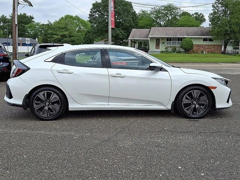 2017 Honda Civic 10th Gen - Image 8 of 12