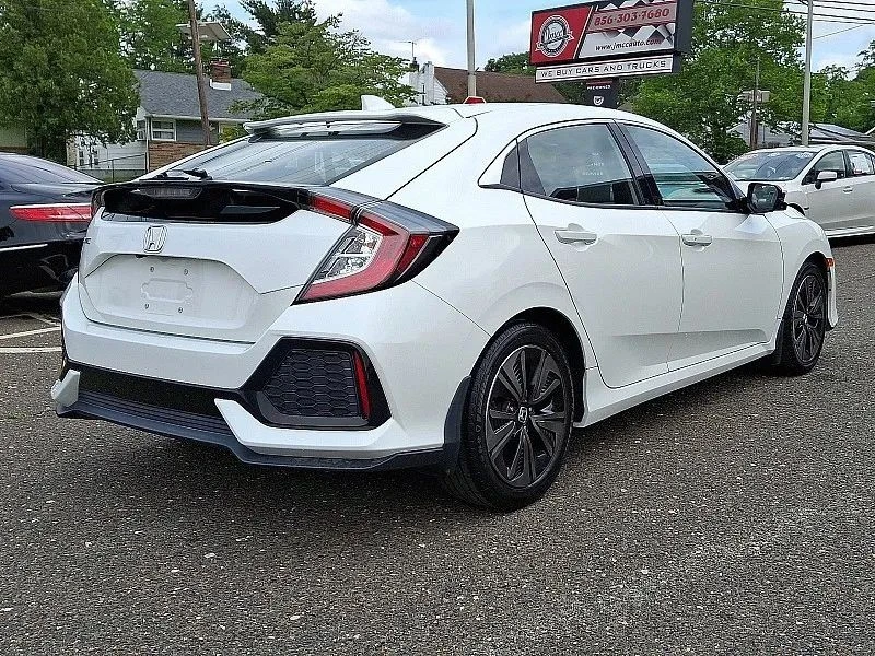 2017 Honda Civic 10th Gen - Image 7 of 12