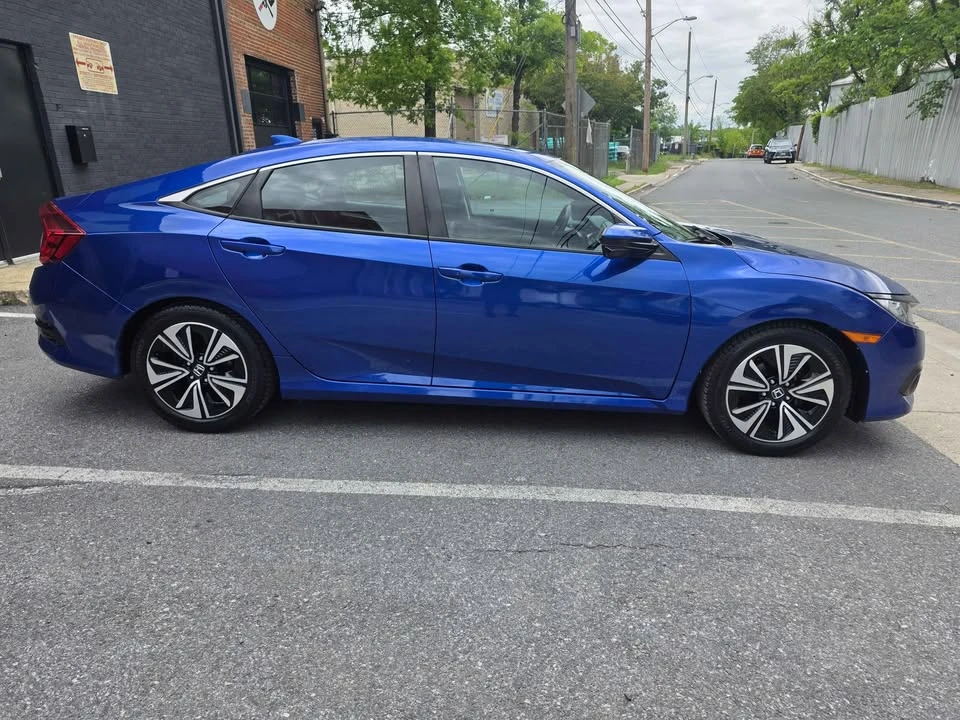 2017 Honda Civic 10th Gen - Image 3 of 15