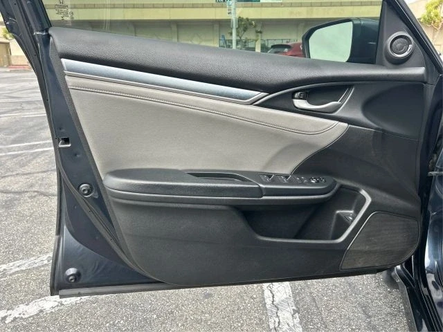 2017 Honda Civic 10th Gen - Image 20 of 21
