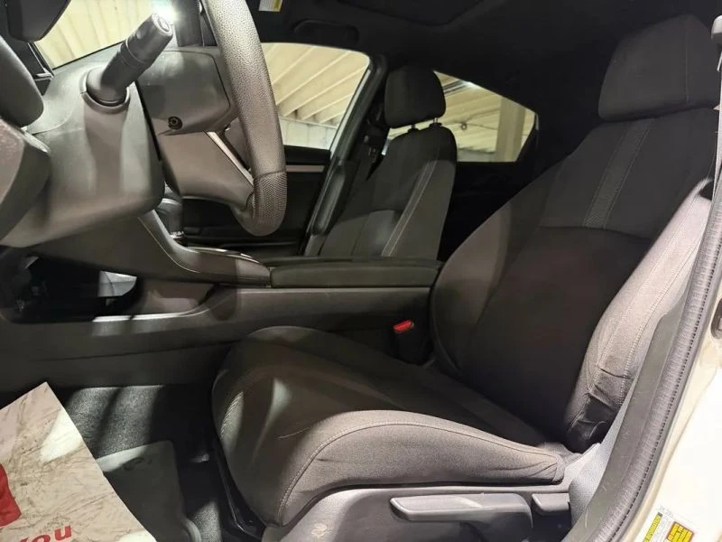 2017 Honda Civic 10th Gen - Image 9 of 12