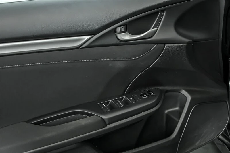 2017 Honda Civic 10th Gen - Image 13 of 28