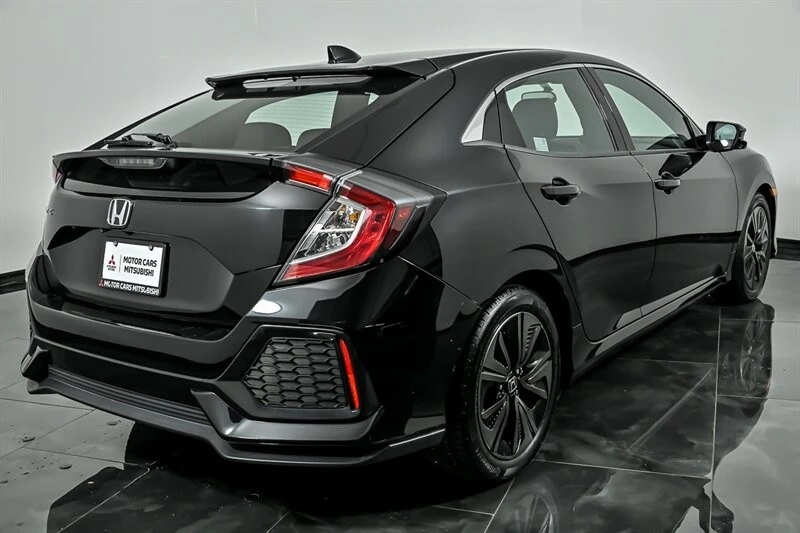 2017 Honda Civic 10th Gen - Image 9 of 28