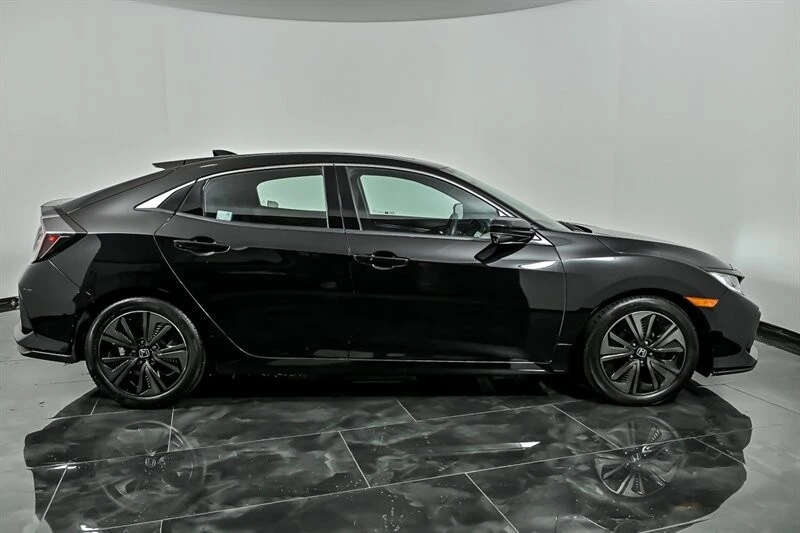 2017 Honda Civic 10th Gen - Image 10 of 28