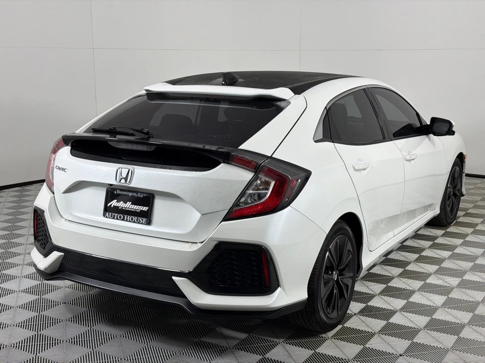 2017 Honda Civic 10th Gen - Image 5 of 12