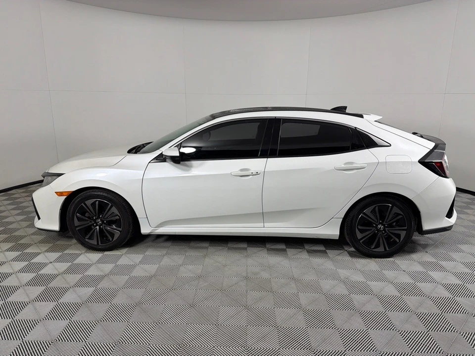 2017 Honda Civic 10th Gen - Image 8 of 12