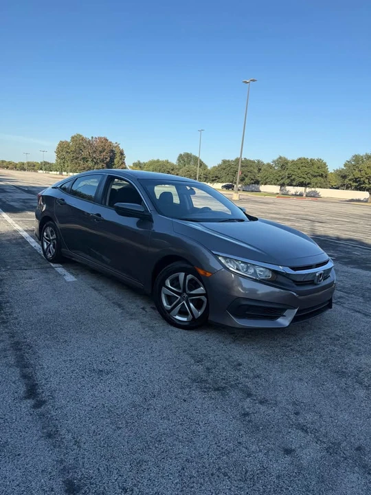 2017 Honda Civic 10th Gen - Image 4 of 15