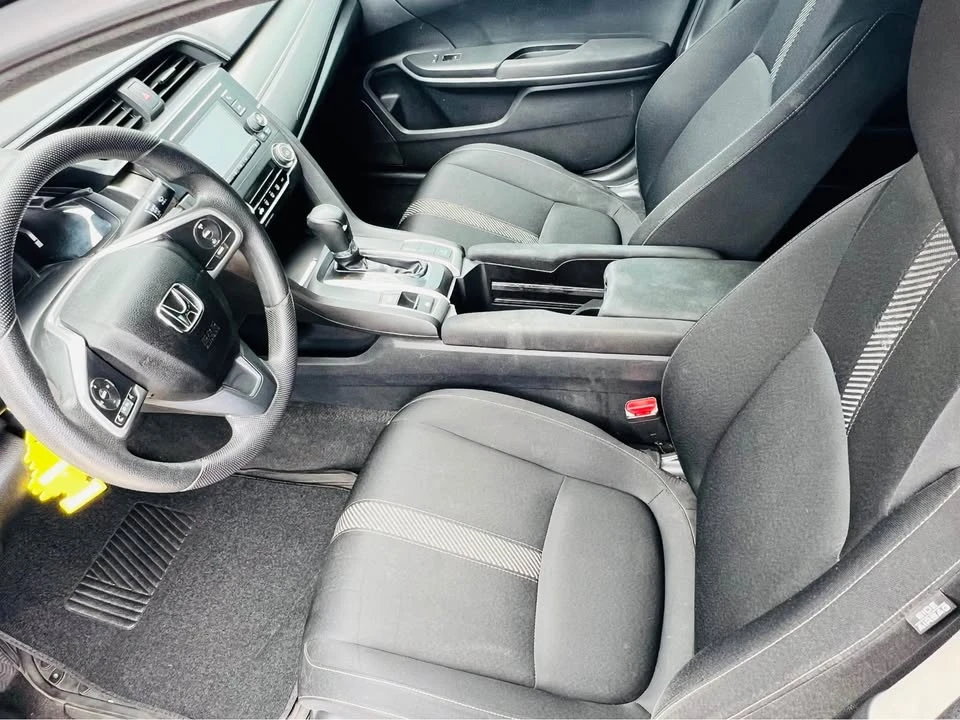 2017 Honda Civic 10th Gen - Image 6 of 15