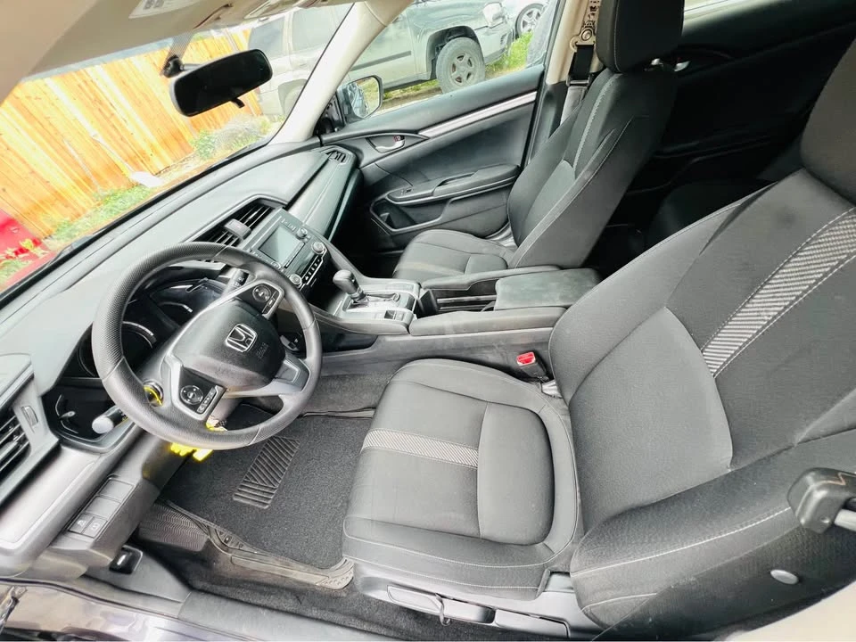 2017 Honda Civic 10th Gen - Image 11 of 15
