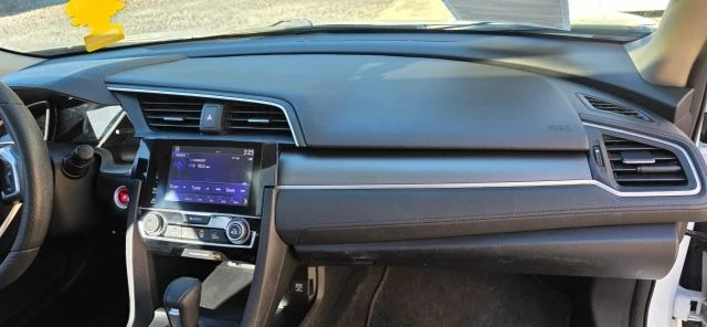 2017 Honda Civic 10th Gen - Image 14 of 21