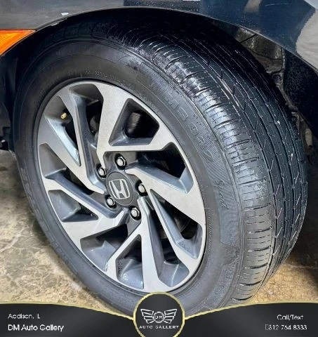 2017 Honda Civic 10th Gen - Image 15 of 28