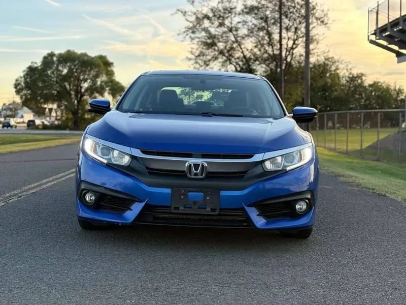 2017 Honda Civic 10th Gen - Image 9 of 12