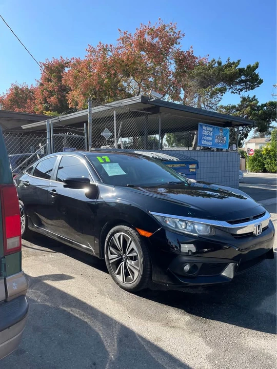 2017 Honda Civic 10th Gen - Image 3 of 3
