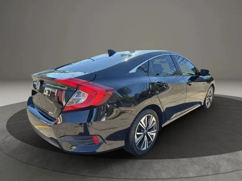 2017 Honda Civic 10th Gen - Image 5 of 12