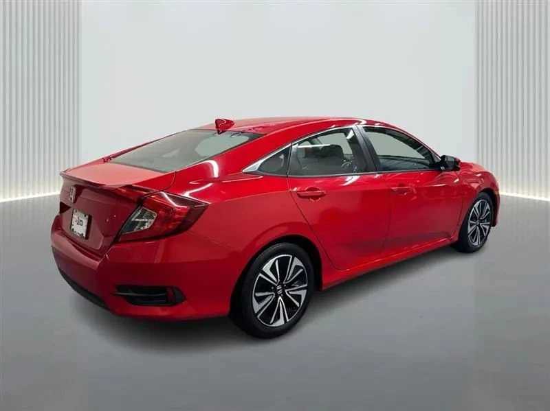 2017 Honda Civic 10th Gen - Image 5 of 12