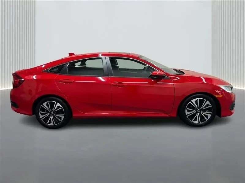 2017 Honda Civic 10th Gen - Image 6 of 12