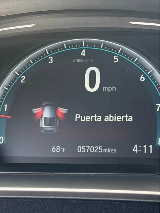 2017 Honda Civic 10th Gen - Image 5 of 6